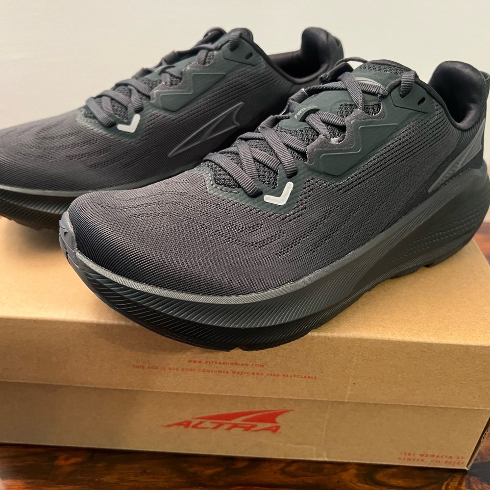 Altra Women's Athletic Running Shoes — Grey